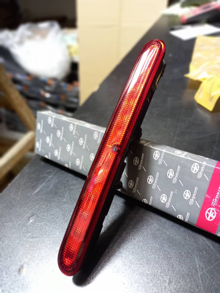 چراغ ترمز سوم 206 هاچبک